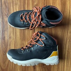 Columbia Newton Ridge Plus Hiking Boot